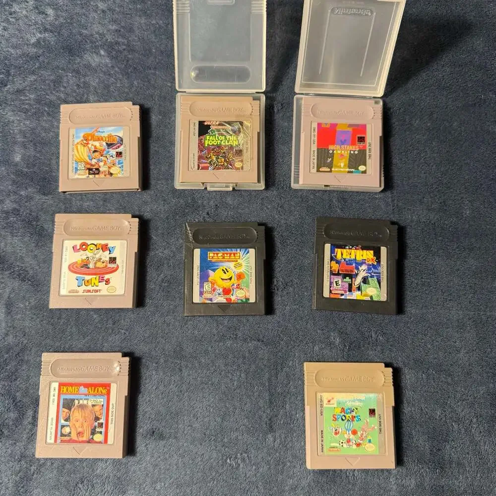Lot of 8 Nintendo Game Boy  Games including Tetris DX and Pac-Man